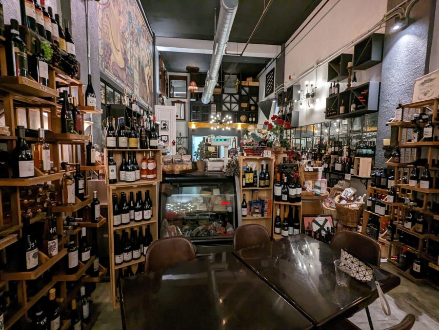 MUST Wine Loft – photo 2
